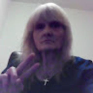 Meet your Posher, Connie